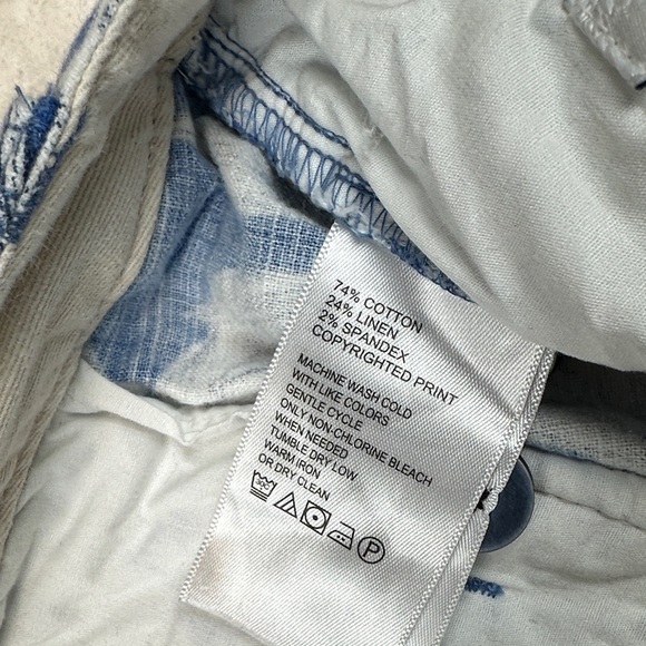 Tommy Bahama Tropical Blue and White Men's Shorts - Picture 3 of 7